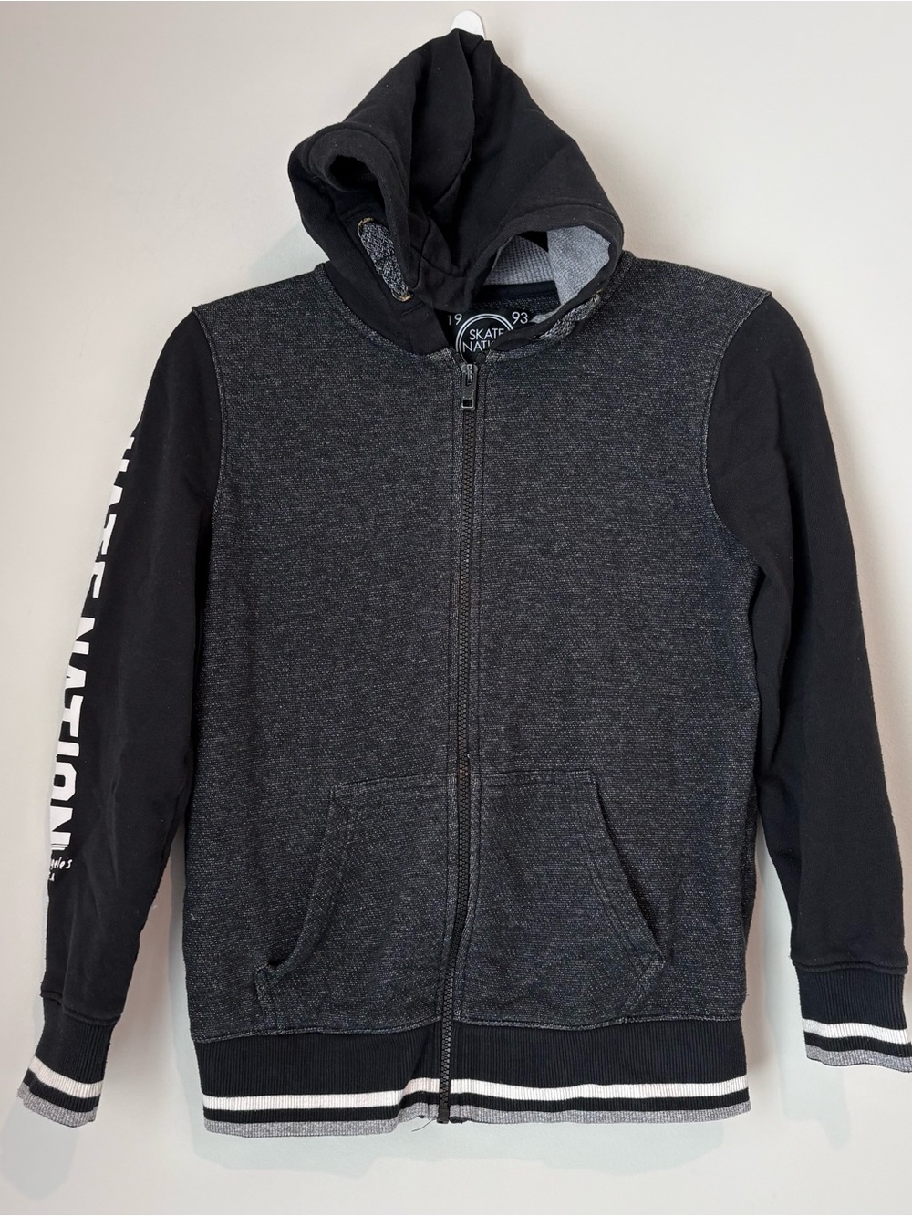 Boys Skate Nation Full-Zip Varsity Hoodie sz youth medium 146/152